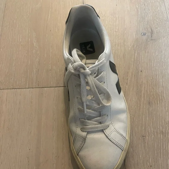 Veja campos shoe. White and black - Picture 3 of 7